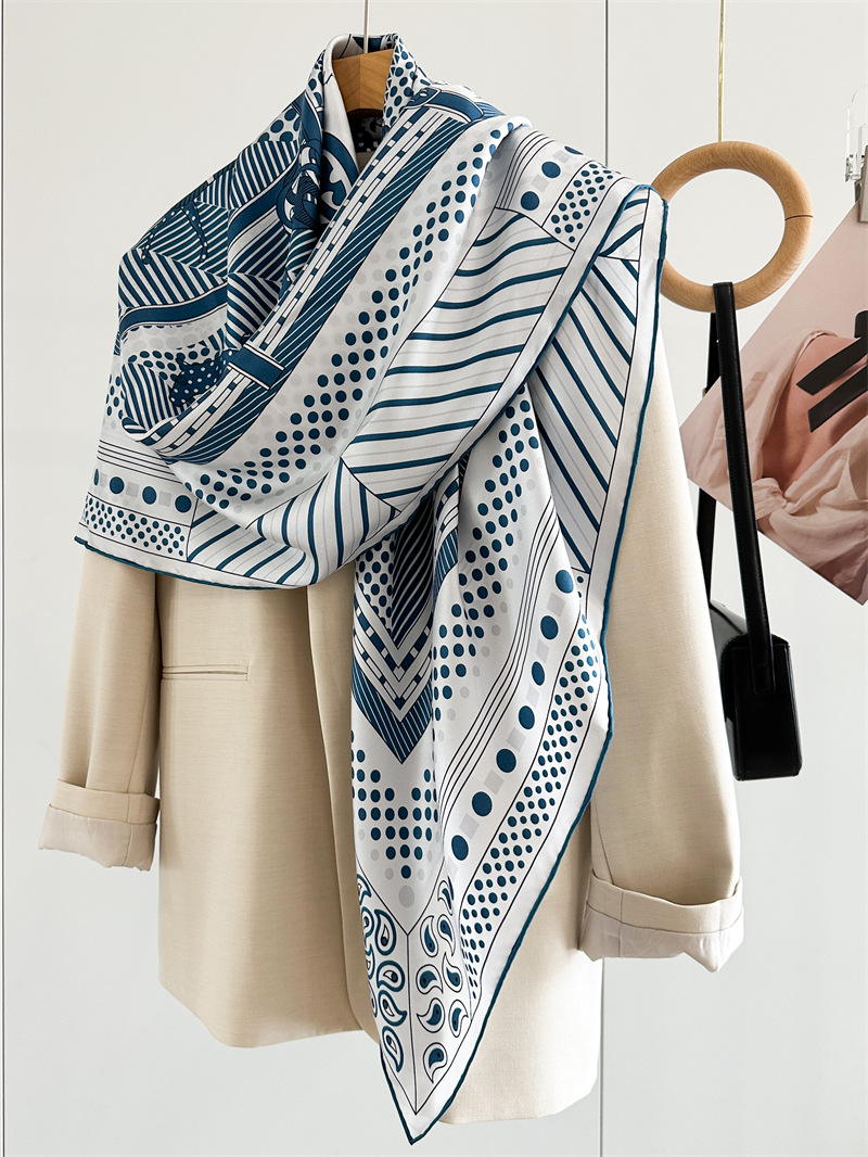 Travel Accessories Designer - 14mm Silk Scarf Luxury Designers Hand-rolled