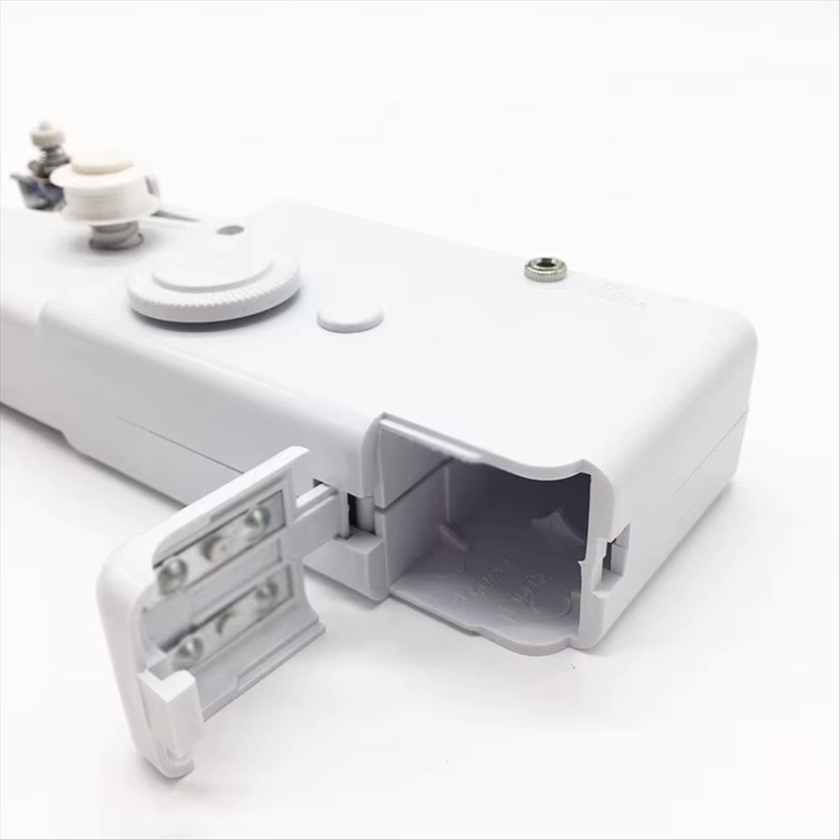 SSR Mini Sewing Machine Handhe - đánh giá và giá Travel Accessories To Sew