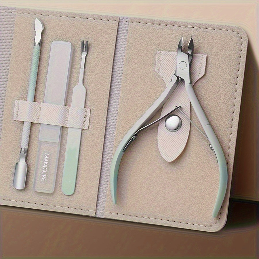 Manicure set Men Personal Care - đánh giá và giá Travel Accessories Kit For Men