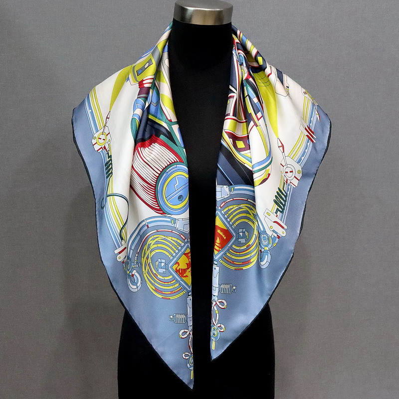 18MM Silk Scarf Women Hand Rol - đánh giá và giá Travel Accessories Designer